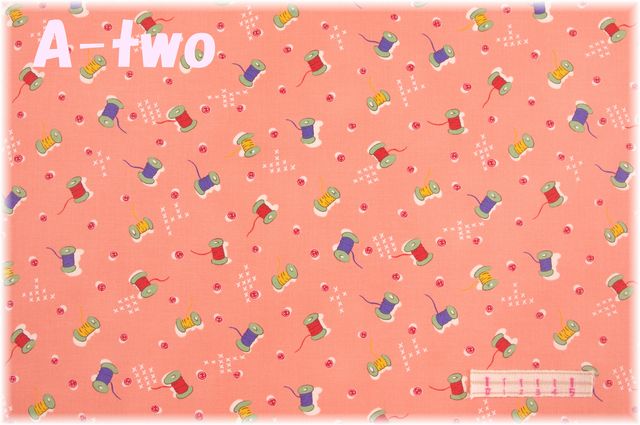 moda　30S PLAYTIME　SEWING BOX　PETAL　33632-13　（約110cm幅×50cm）
