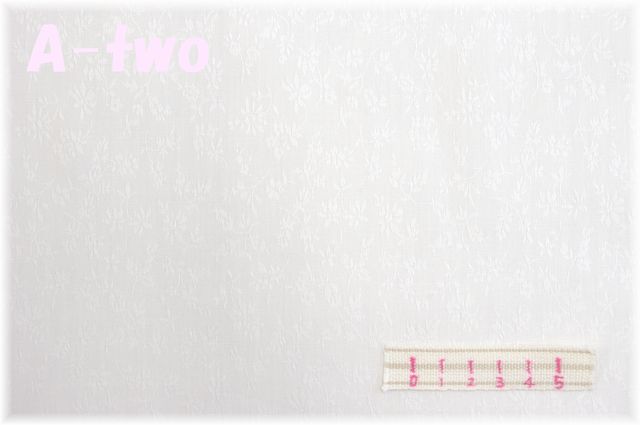 YUWA　ドビー　フラワー　ホワイト　40160　（約110cm幅×50cm）