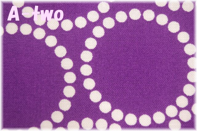 Andober Fabrics　Mini Pearl Bracelets　Violet　7829-P1　（約110cm幅×50cm）