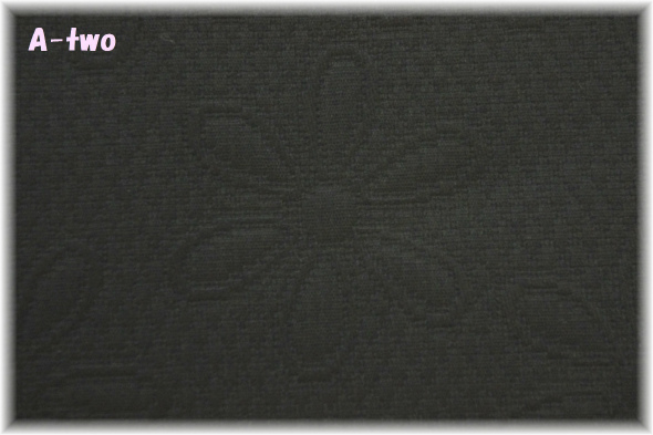 YUWA　ジャガード　マーガレット　ブラック　85063-K　（約110cm幅×50cm）