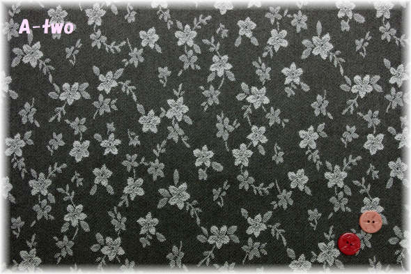 YUWA　ジャガード　フラワー　85067-K　（約110cm幅×50cm）