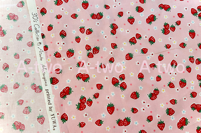 Candy　Berry　ピンク　AT-829862-A　（約110cm幅×50cm）