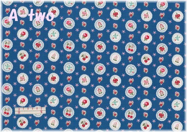 ファンシースカラップ　ブルー　AT826284-E　（約110cm幅×50cm）