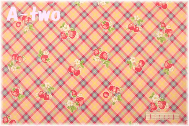 タータンフルーツ　ピンク×イエロー　AT829717-D　（約110cm幅×50cm）