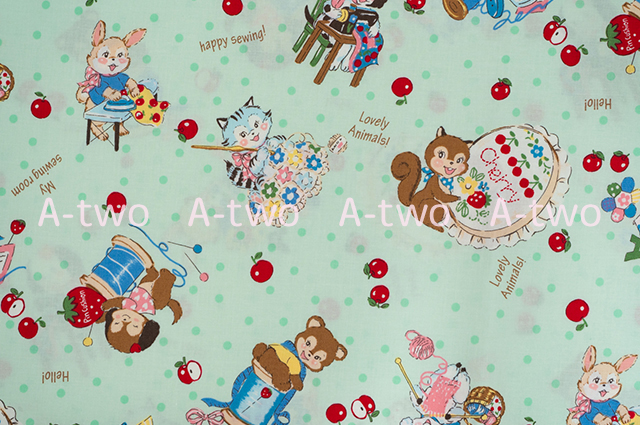 Happy Sewing Animals　ミント　AT829883-D　（約110cm幅×50cm）