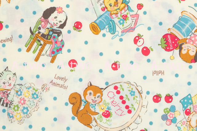 Happy Sewing Animals　生成り×ブルー　AT829883-E　（約110cm幅×50cm）