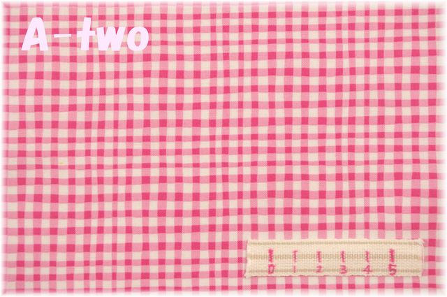 MICAEL MILLER　GINGHAM PLAY　CX7161-PINK　（約110cm幅×50cm）