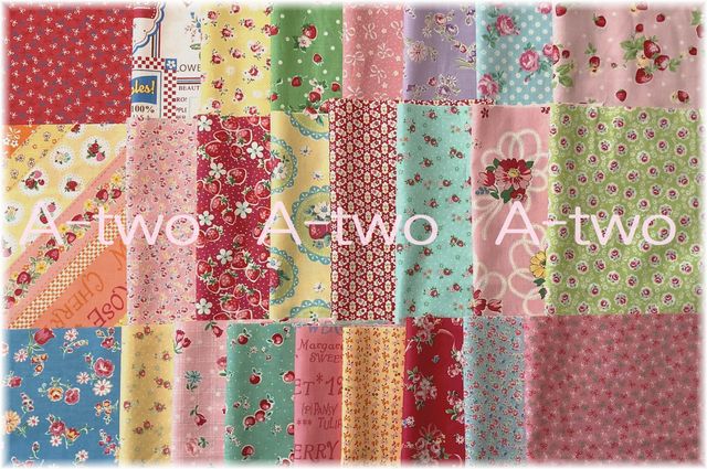 ＊おひとり様1セット限り＊　The Vintage Flower Sampler Quilt　Happy color25枚セット　（1枚の大きさ約25cm×25cm）